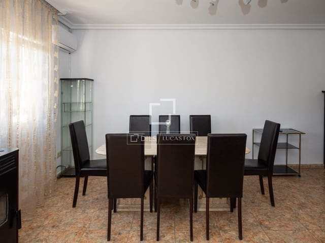 3 Zimmer Villa zu vermieten in Pedrezuela mit Garage - 2.300 € (Ref: 9858607)