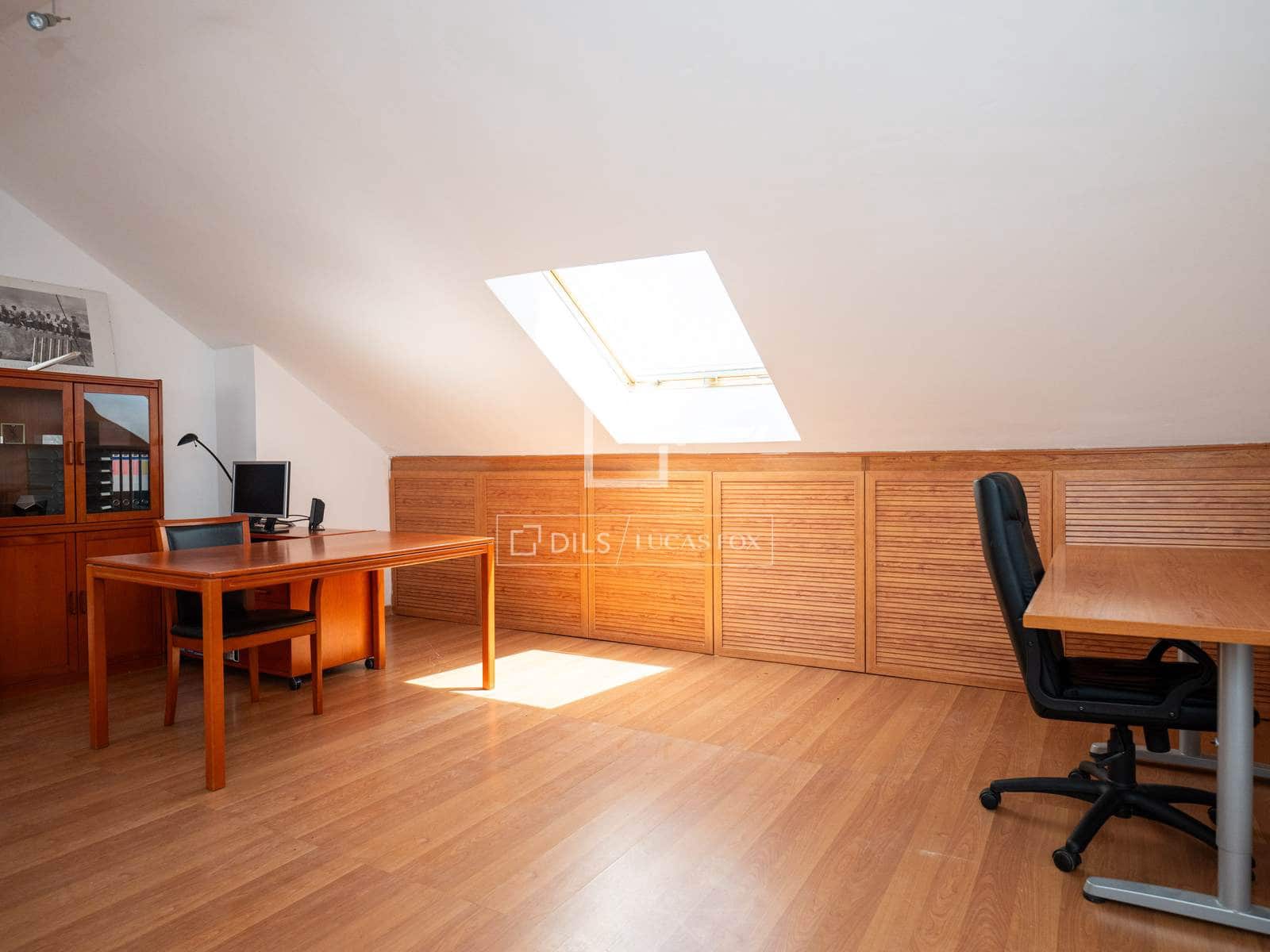 3 Zimmer Villa zu vermieten in Pedrezuela mit Garage - 2.300 € (Ref: 9858607)