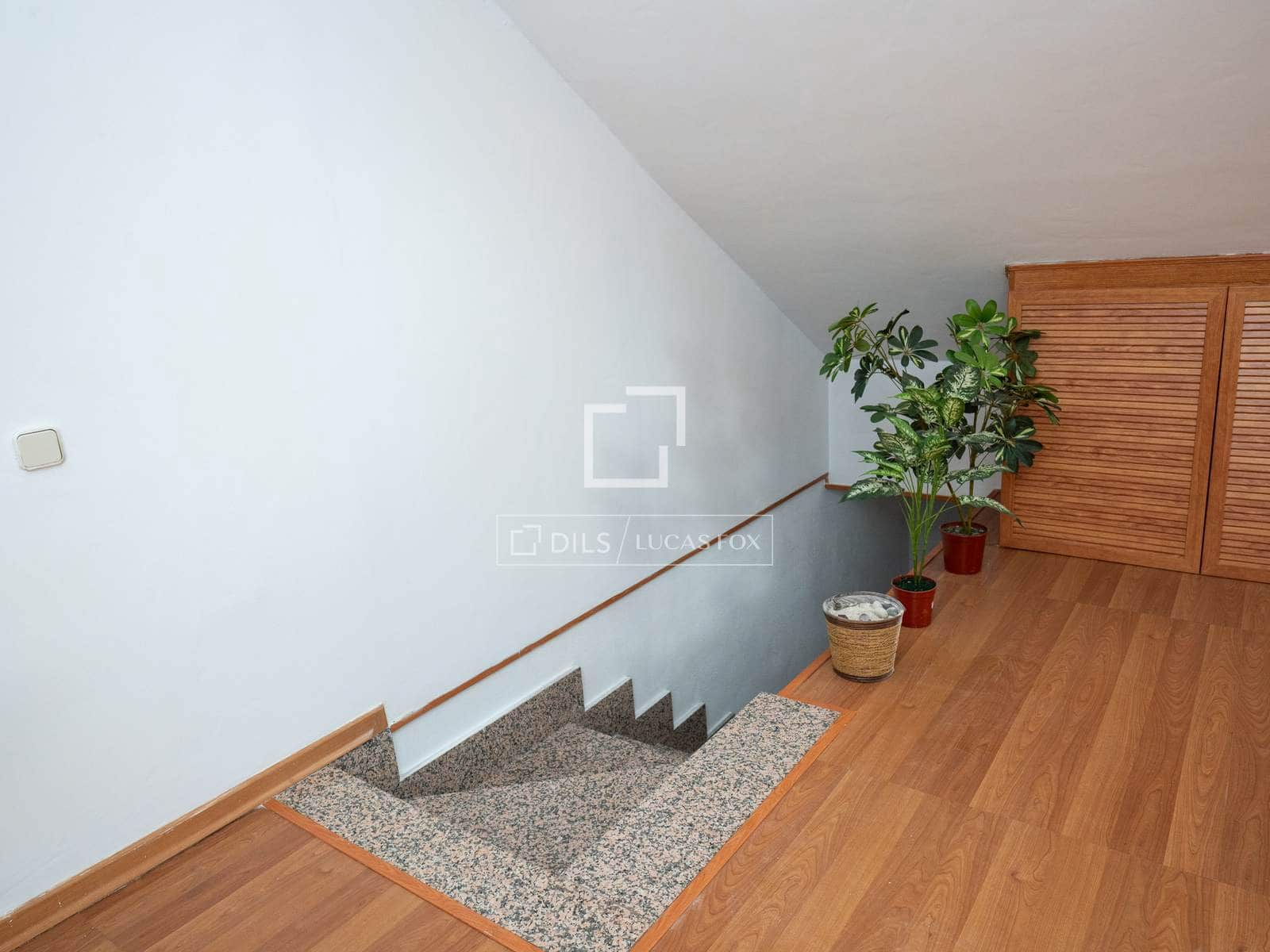 3 Zimmer Villa zu vermieten in Pedrezuela mit Garage - 2.300 € (Ref: 9858607)