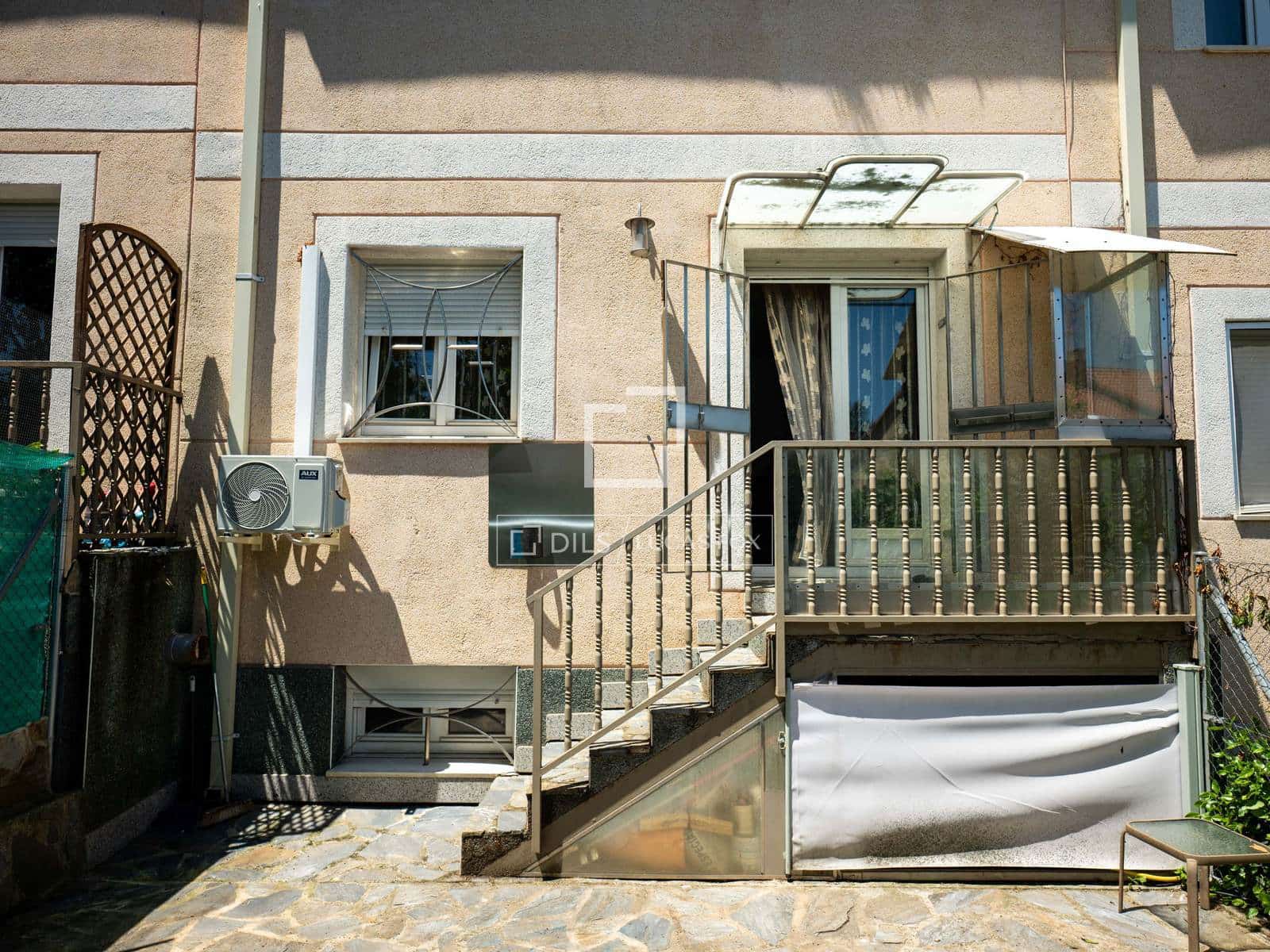 3 Zimmer Villa zu vermieten in Pedrezuela mit Garage - 2.300 € (Ref: 9858607)