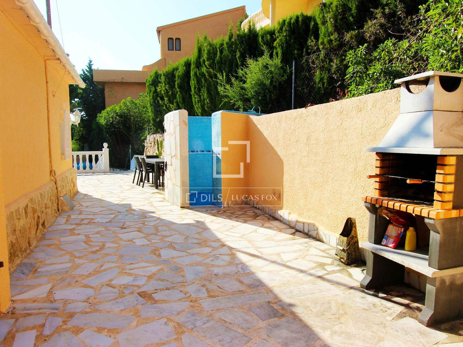 3 sovrum Villa till salu i Calpe / Calp med pool garage - 460 000 € (Ref: 9858608)