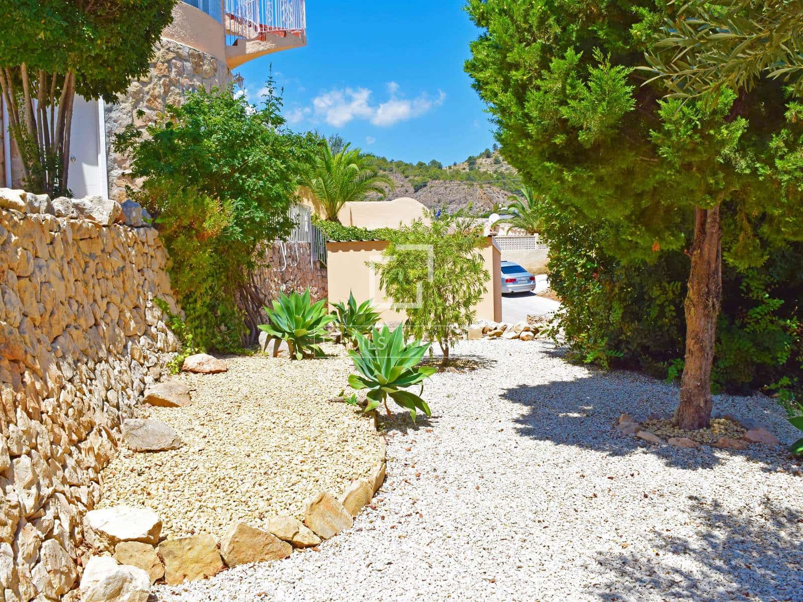 3 sovrum Villa till salu i Calpe / Calp med pool garage - 460 000 € (Ref: 9858608)