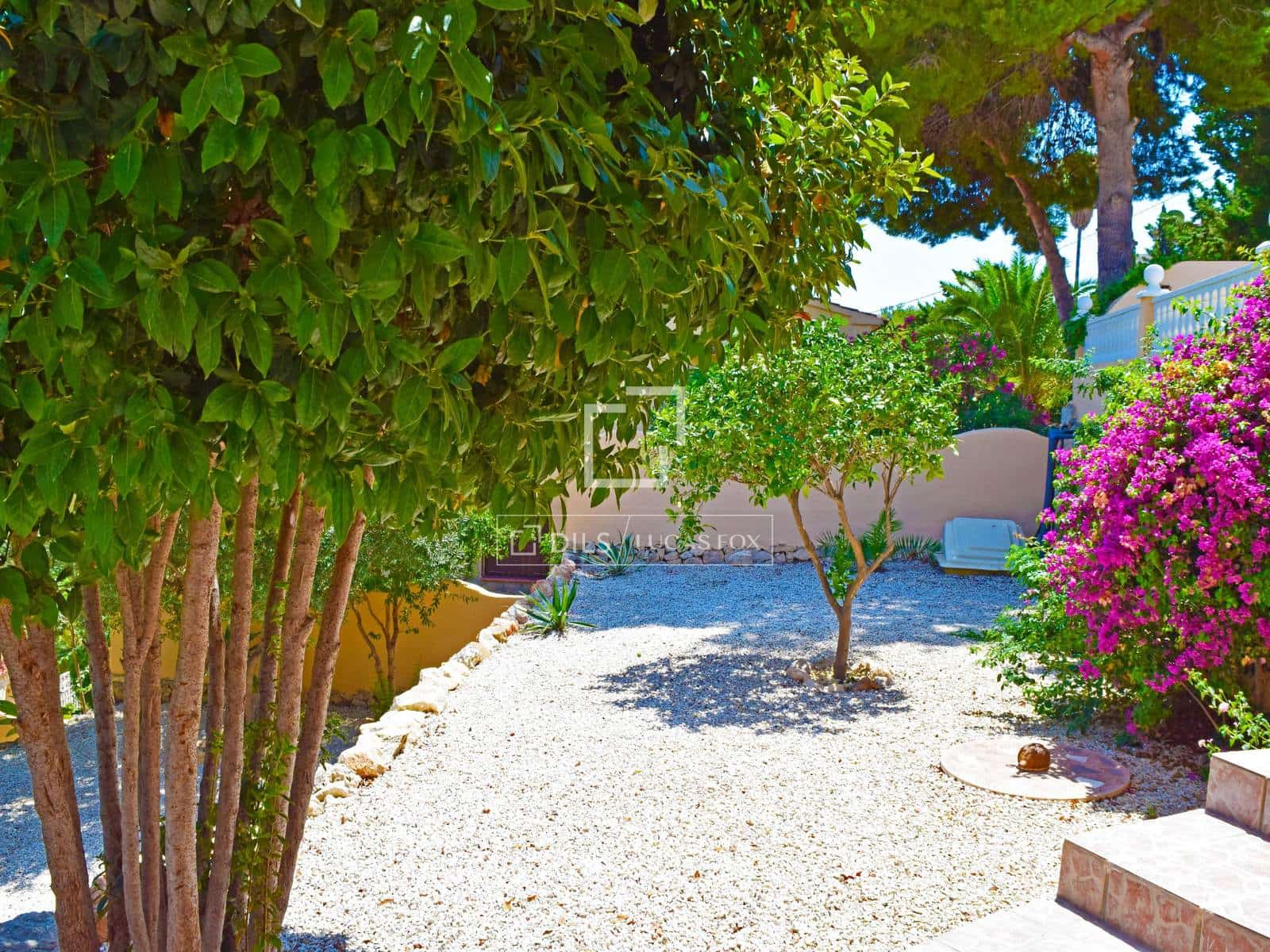 3 sovrum Villa till salu i Calpe / Calp med pool garage - 460 000 € (Ref: 9858608)