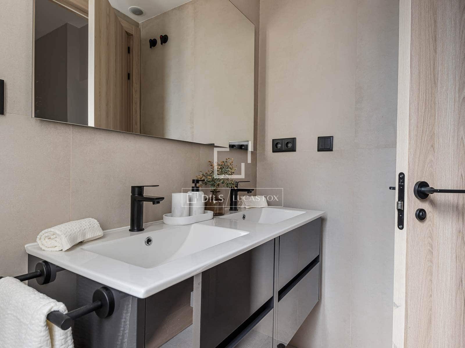 2 quarto Apartamento para venda em Madrid cidade - 600 000 € (Ref: 9858859)