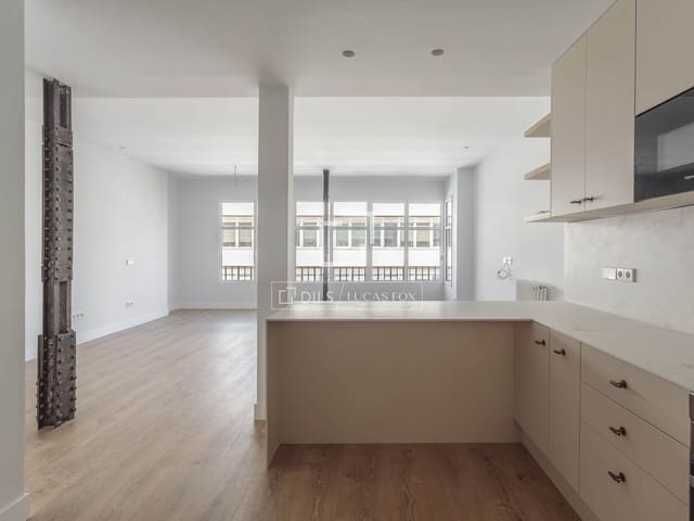 3 bedroom Apartment for rent in Castellana, Madrid city - € 4,200 (Ref: 9858861)