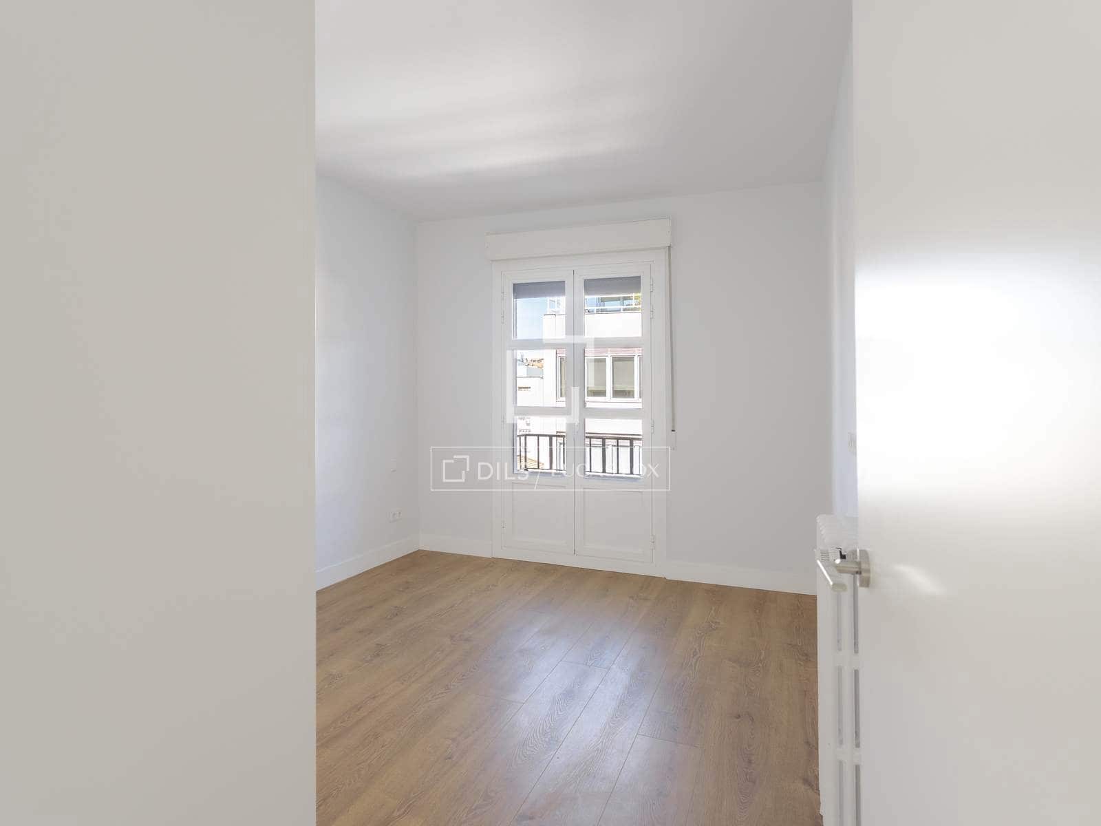 3 bedroom Apartment for rent in Madrid city - € 4,200 (Ref: 9858861)