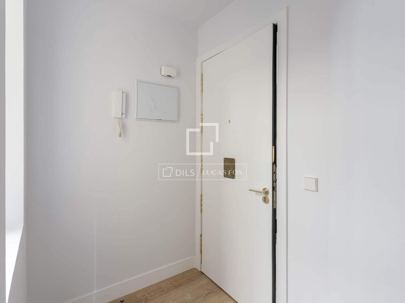 3 bedroom Apartment for rent in Madrid city - € 4,200 (Ref: 9858861)