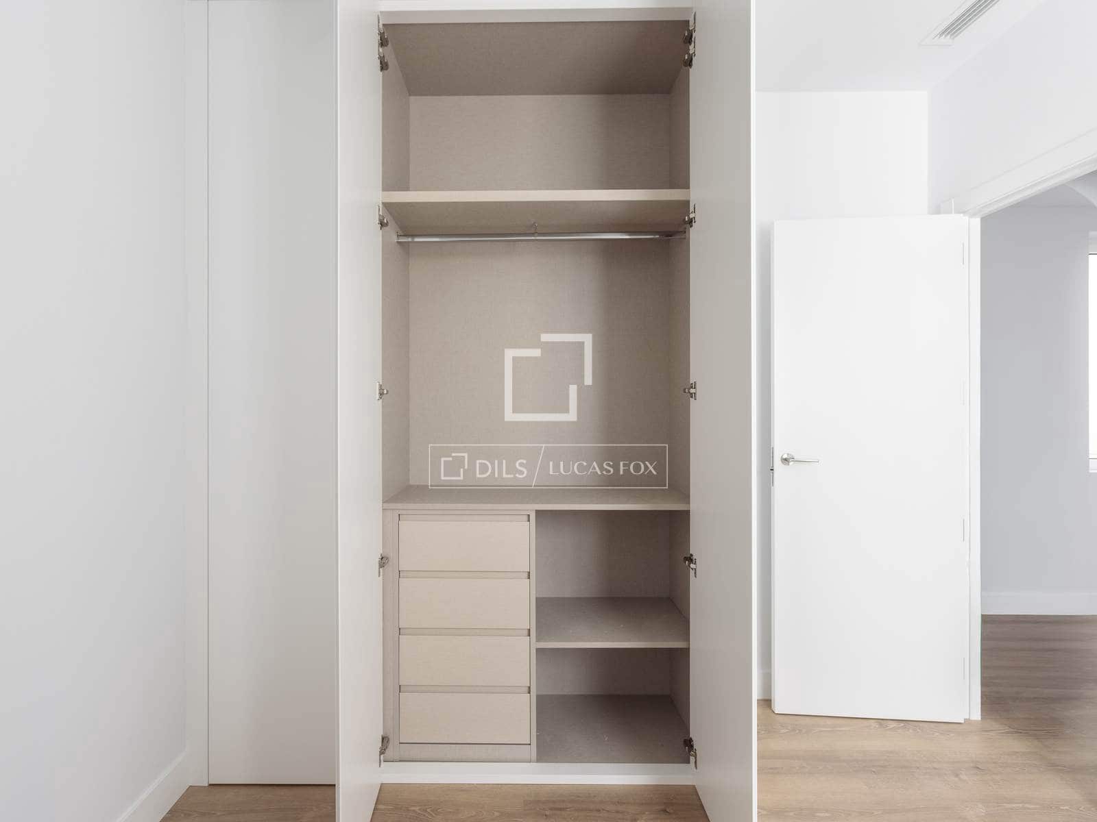 3 bedroom Apartment for rent in Madrid city - € 4,200 (Ref: 9858861)