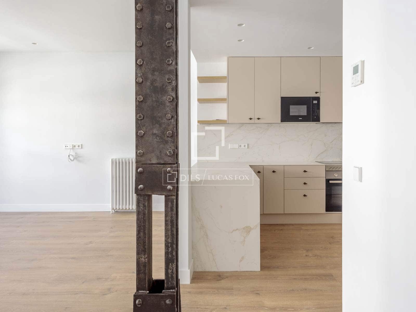 3 bedroom Apartment for rent in Madrid city - € 4,200 (Ref: 9858861)