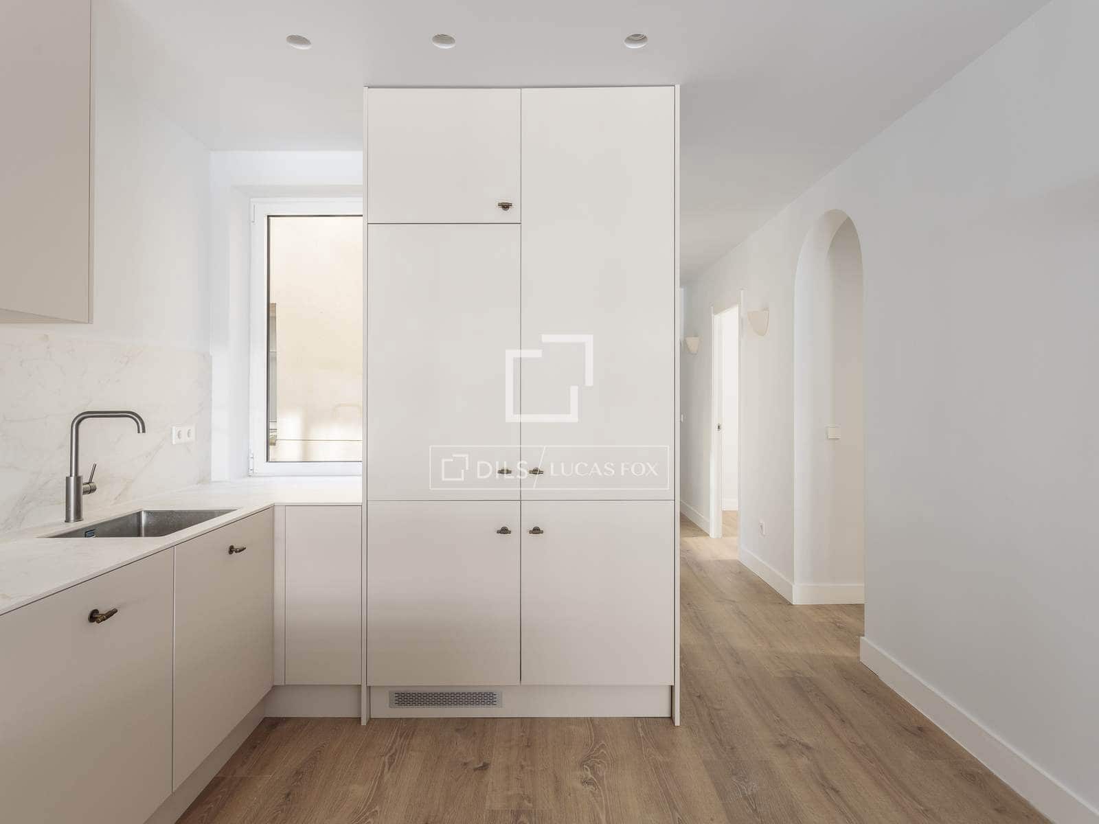 3 bedroom Apartment for rent in Madrid city - € 4,200 (Ref: 9858861)