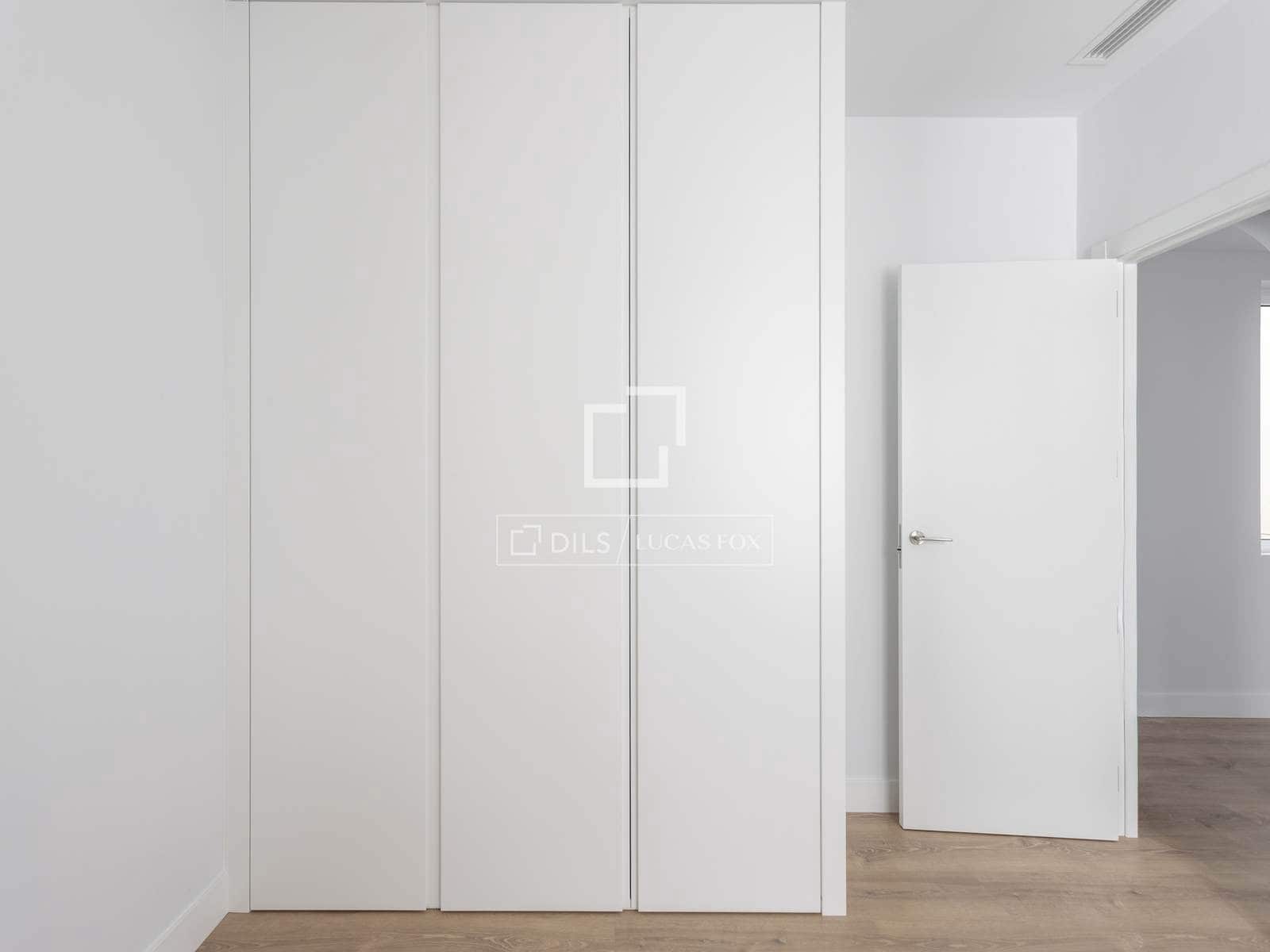 3 bedroom Apartment for rent in Madrid city - € 4,200 (Ref: 9858861)