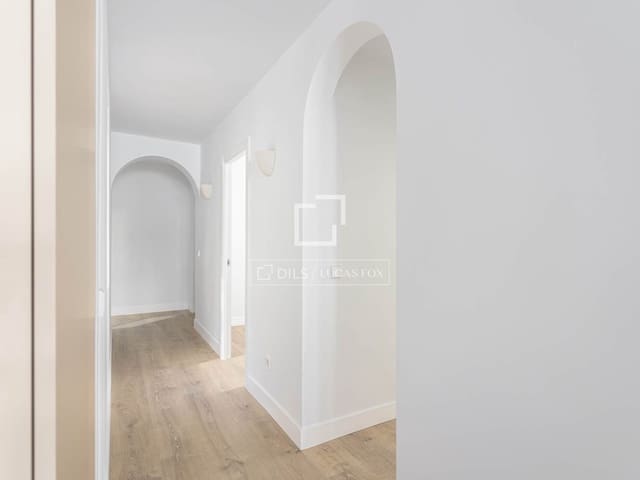 3 bedroom Apartment for rent in Castellana, Madrid city - € 4,200 (Ref: 9858861)