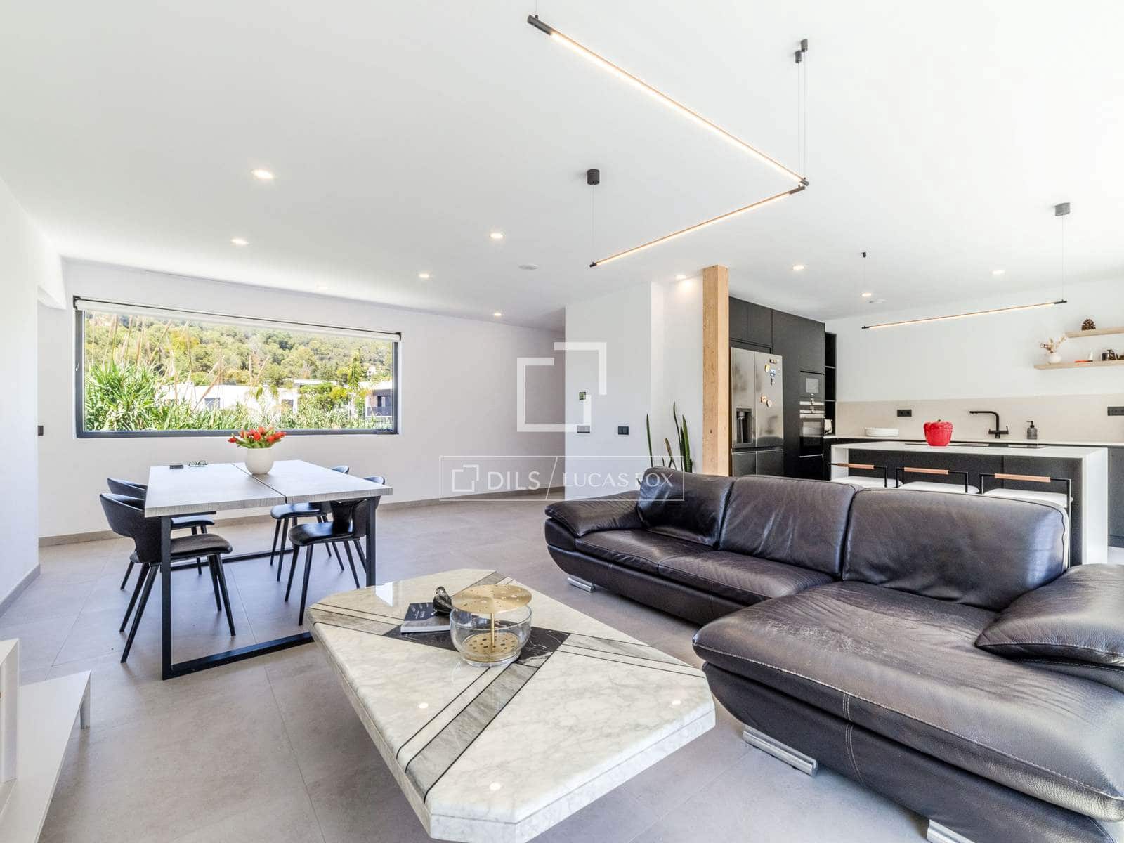 4 bedroom Villa for sale in Sant Pere de Ribes with pool garage - € 1,100,000 (Ref: 9860780)