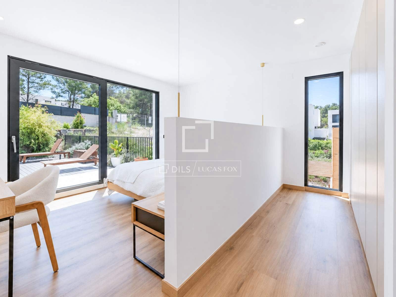 4 bedroom Villa for sale in Sant Pere de Ribes with pool garage - € 1,100,000 (Ref: 9860780)