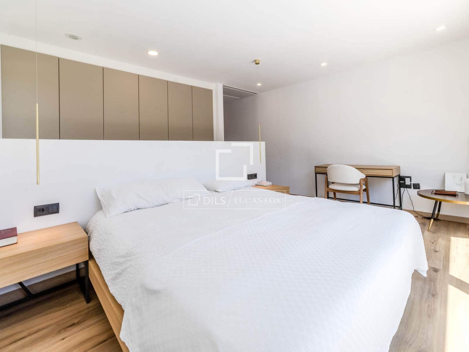 4 bedroom Villa for sale in Sant Pere de Ribes with pool garage - € 1,100,000 (Ref: 9860780)