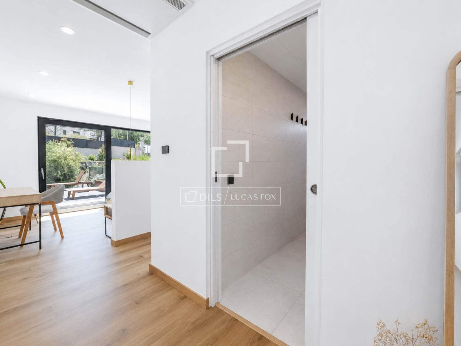 4 bedroom Villa for sale in Sant Pere de Ribes with pool garage - € 1,100,000 (Ref: 9860780)