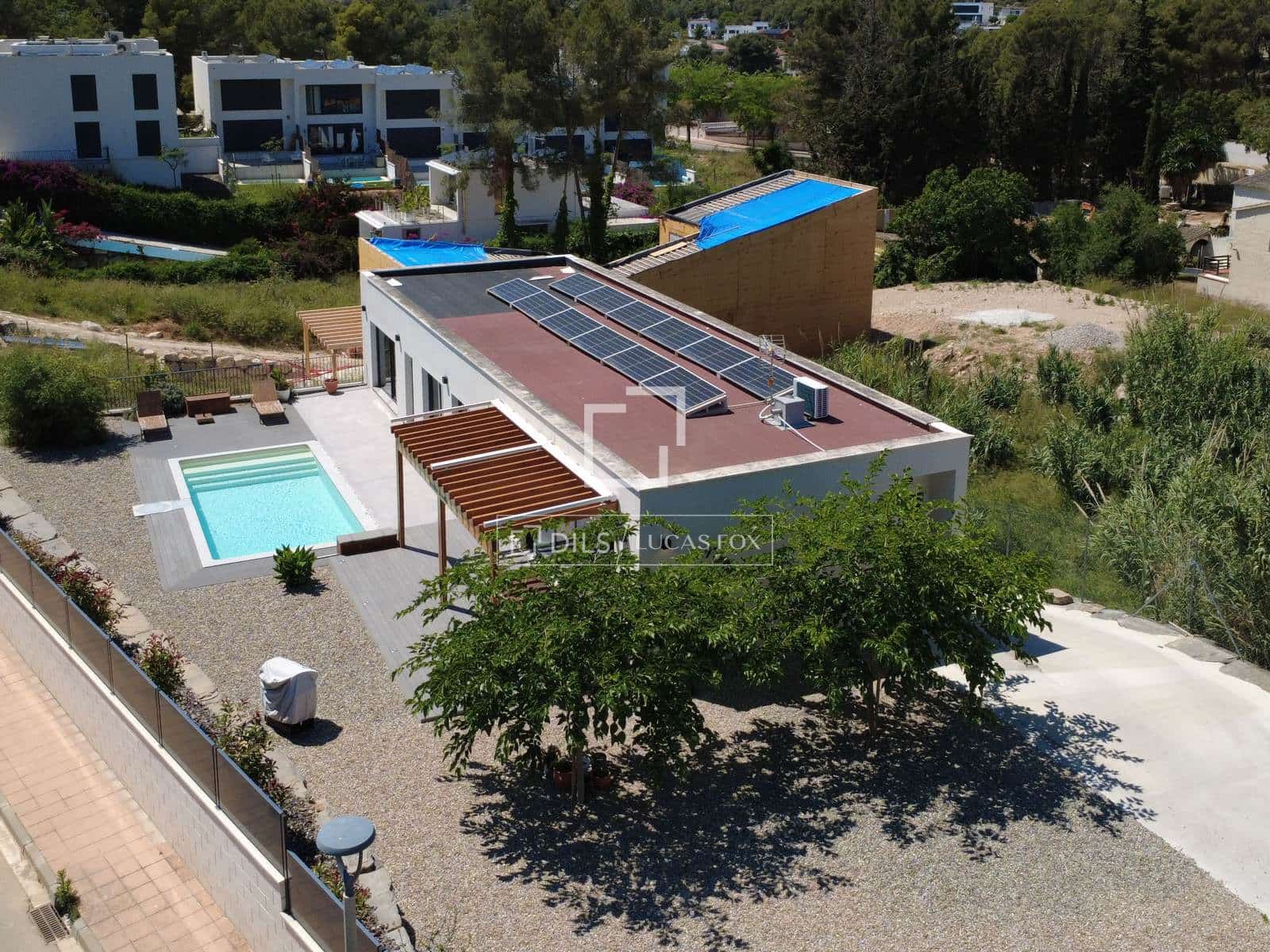 4 bedroom Villa for sale in Sant Pere de Ribes with pool garage - € 1,100,000 (Ref: 9860780)
