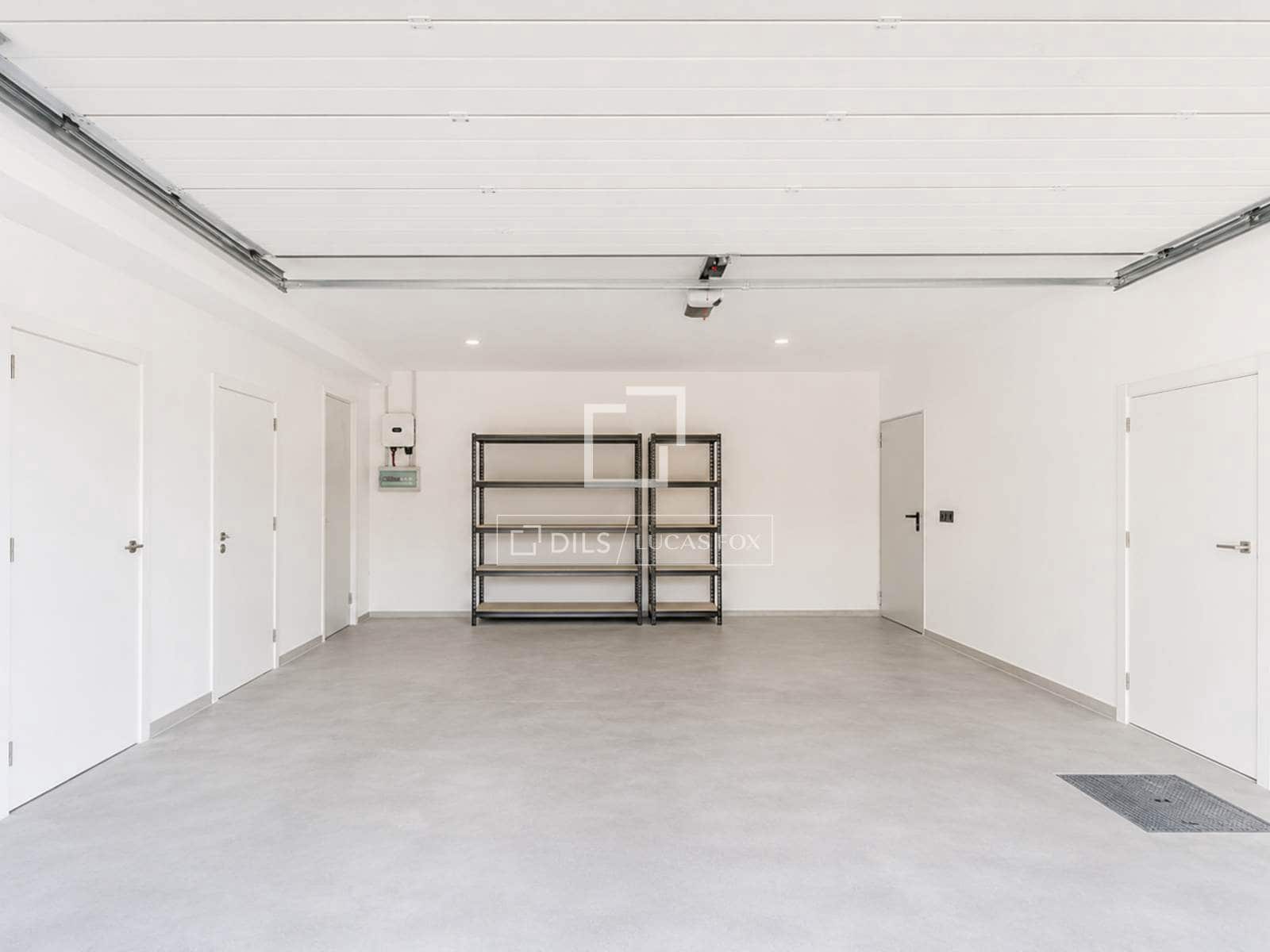 4 bedroom Villa for sale in Sant Pere de Ribes with pool garage - € 1,100,000 (Ref: 9860780)