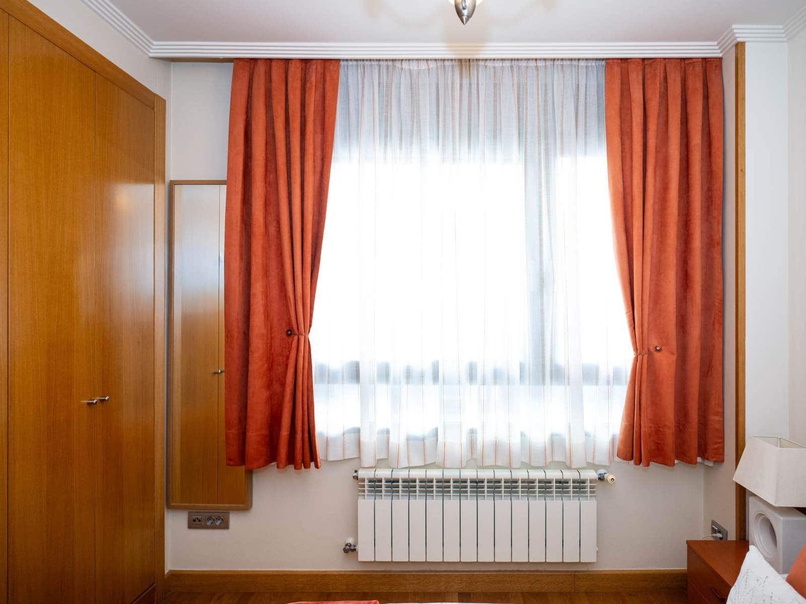 4 sovrum Lägenhet att hyra i Madrid stad med garage - 3 300 € (Ref: 9860782)