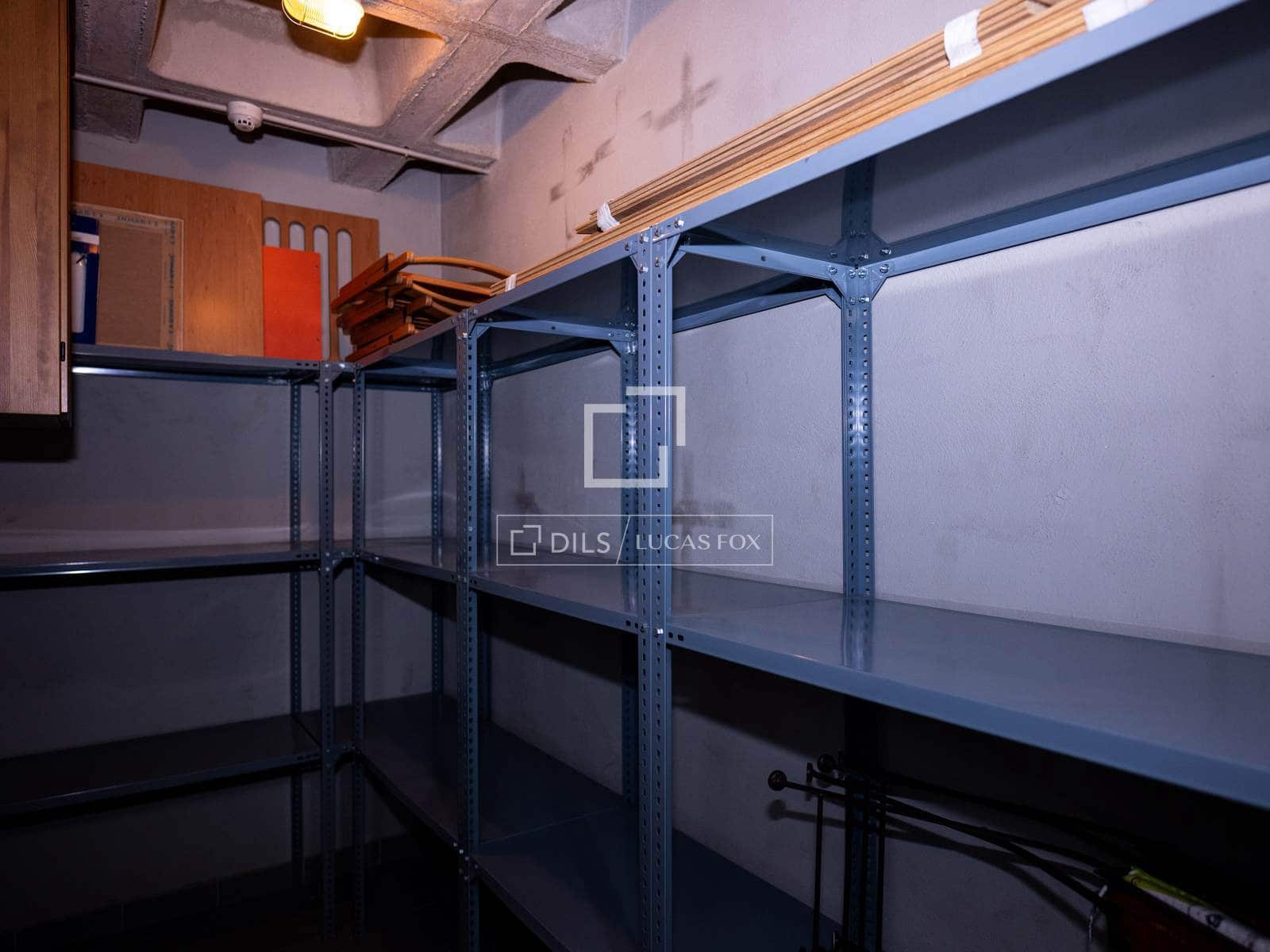 4 sovrum Lägenhet att hyra i Madrid stad med garage - 3 300 € (Ref: 9860782)