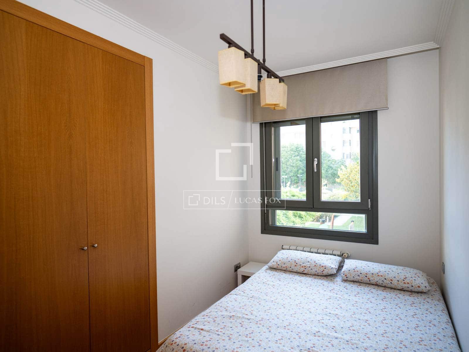 4 sovrum Lägenhet att hyra i Madrid stad med garage - 3 300 € (Ref: 9860782)