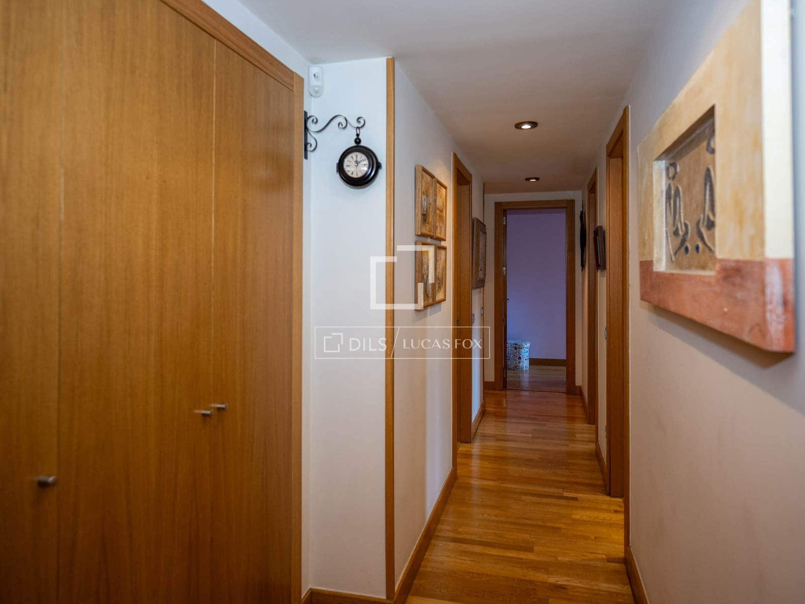 4 sovrum Lägenhet att hyra i Madrid stad med garage - 3 300 € (Ref: 9860782)