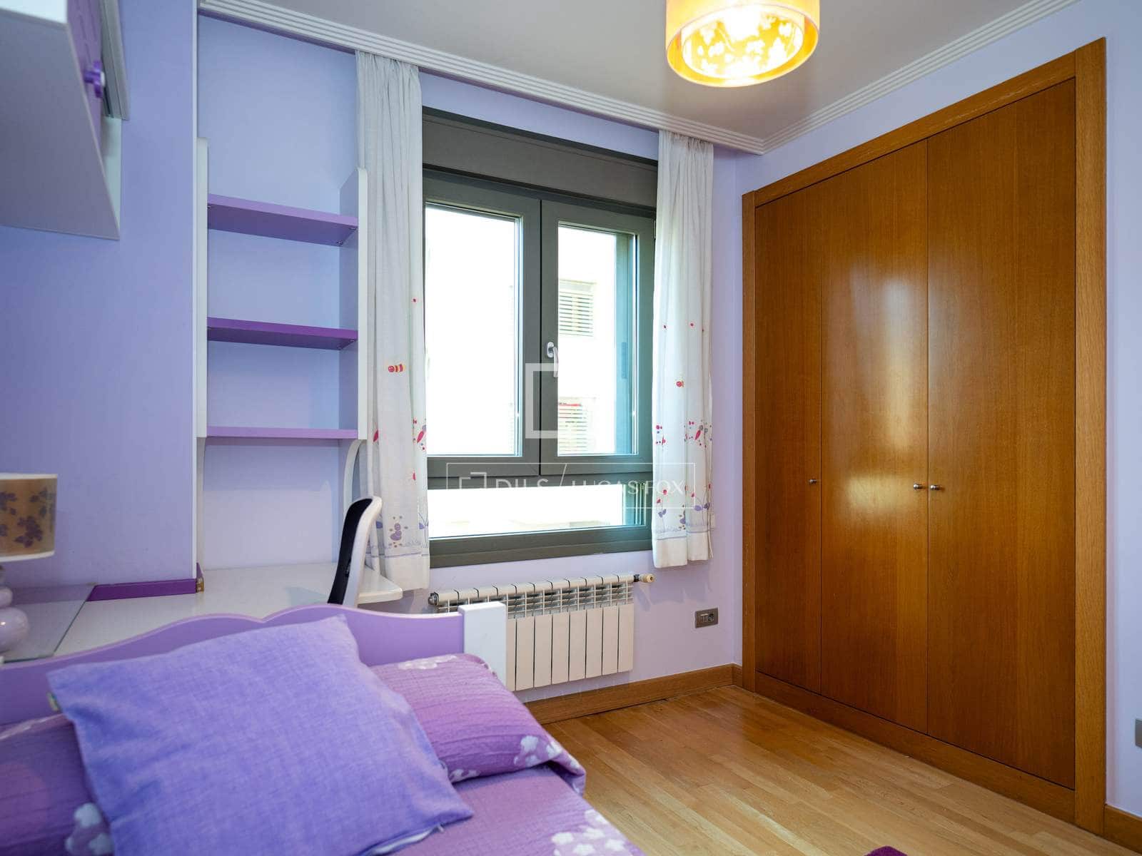 4 sovrum Lägenhet att hyra i Madrid stad med garage - 3 300 € (Ref: 9860782)