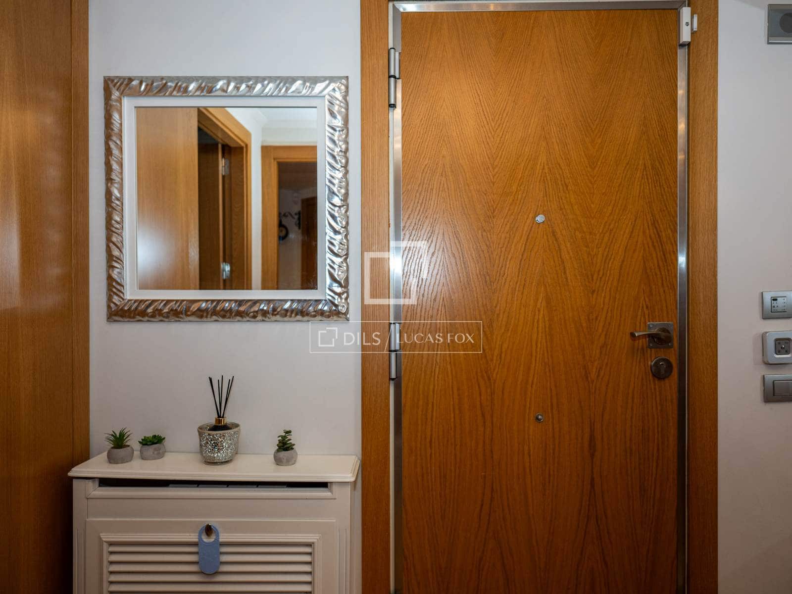 4 sovrum Lägenhet att hyra i Madrid stad med garage - 3 300 € (Ref: 9860782)