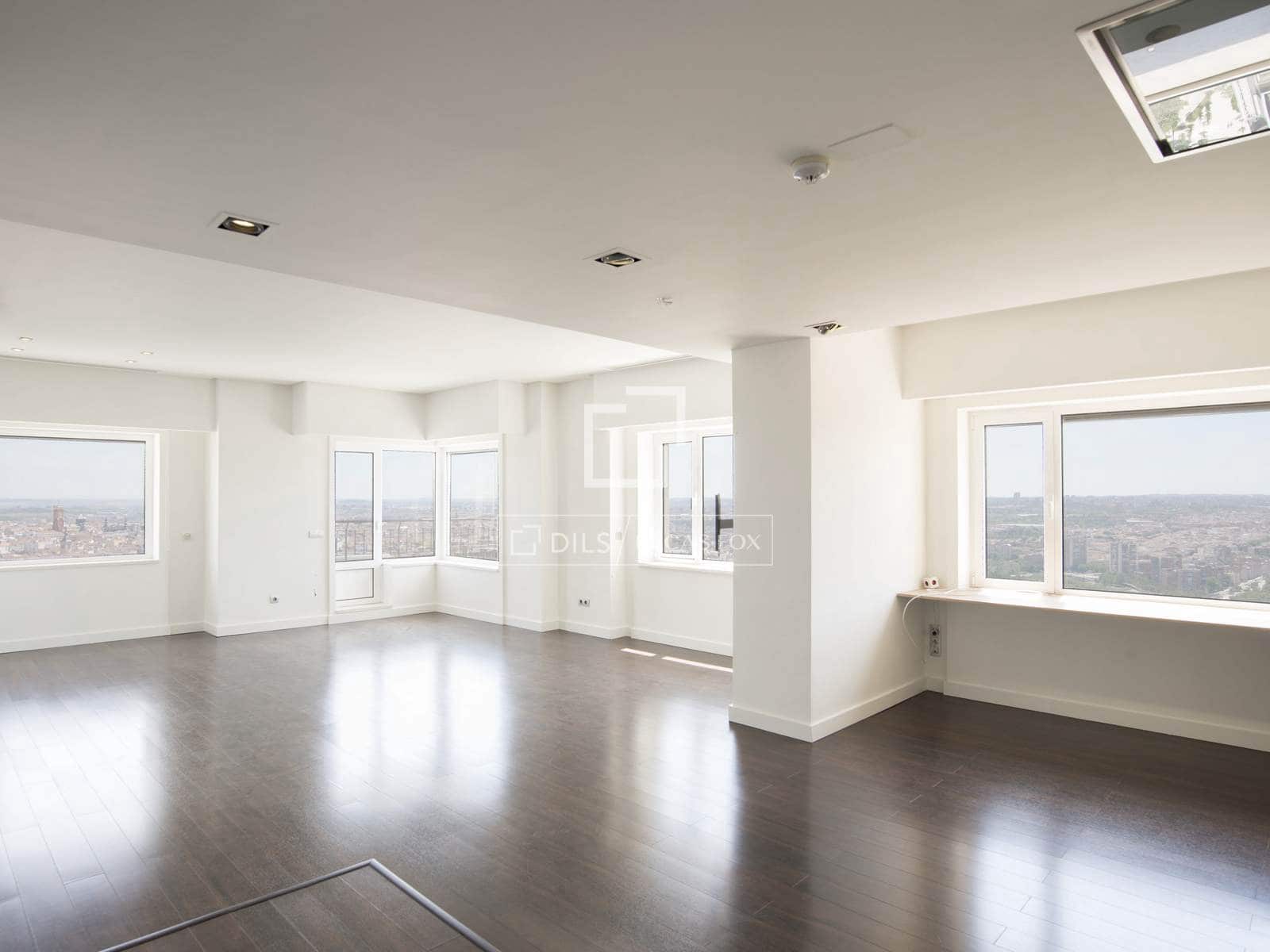 2 sypialnia Apartament do wynajęcia w Miasto Madryt z basenem garażem - 4 000 € (Ref: 9860783)