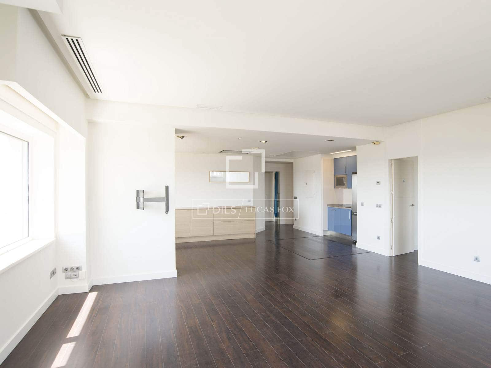 2 sypialnia Apartament do wynajęcia w Miasto Madryt z basenem garażem - 4 000 € (Ref: 9860783)