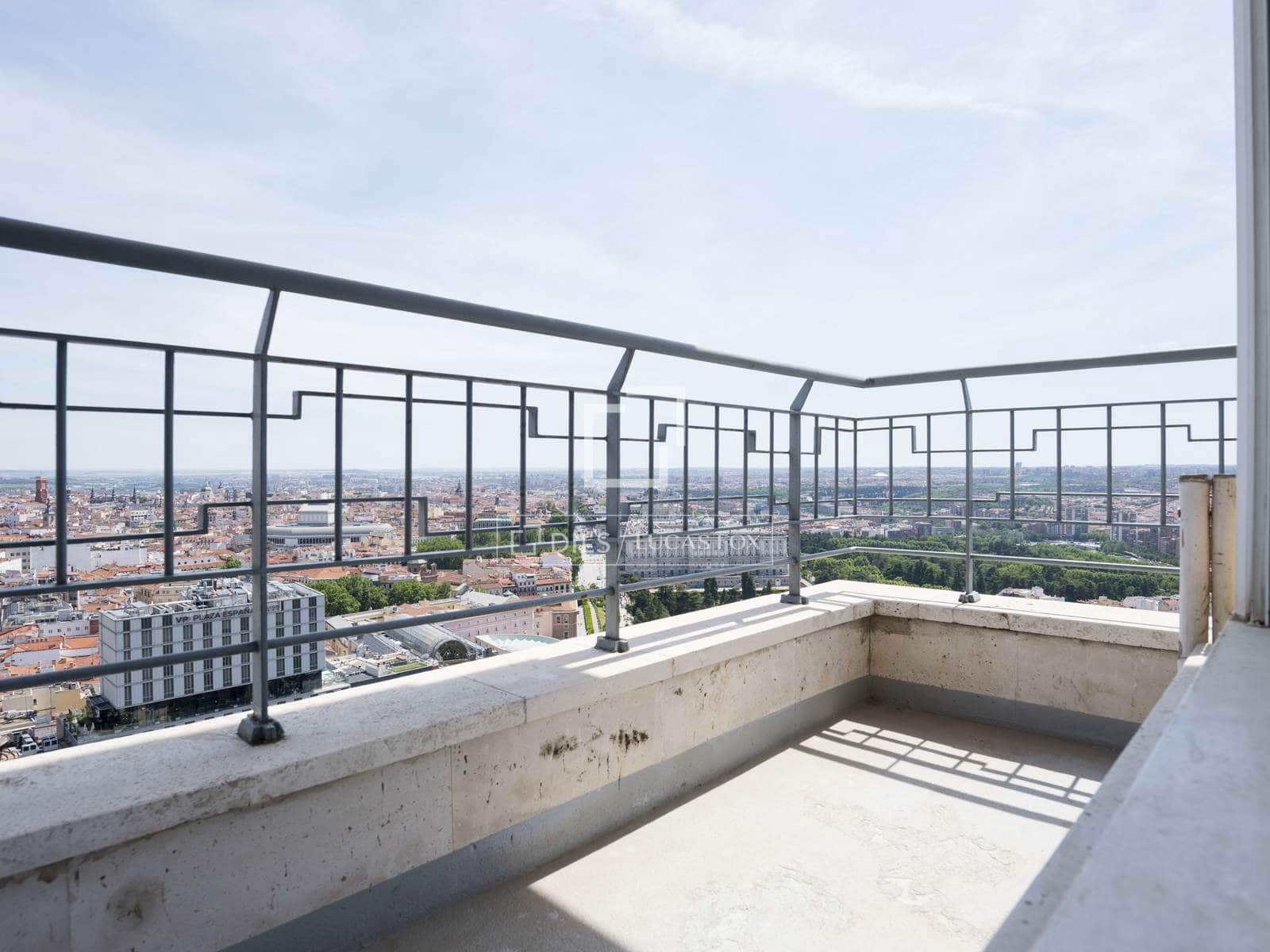 2 sypialnia Apartament do wynajęcia w Miasto Madryt z basenem garażem - 4 000 € (Ref: 9860783)