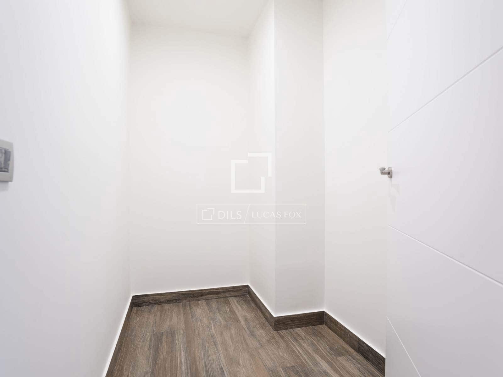 2 sypialnia Apartament do wynajęcia w Miasto Madryt z basenem garażem - 4 000 € (Ref: 9860783)