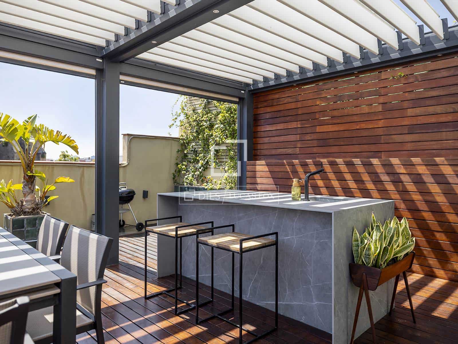 2 bedroom Penthouse for rent in Barcelona city - € 3,000 (Ref: 9860938)