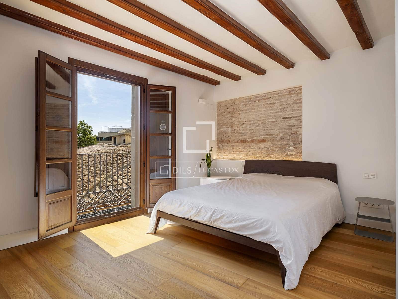 2 bedroom Penthouse for rent in Barcelona city - € 3,000 (Ref: 9860938)
