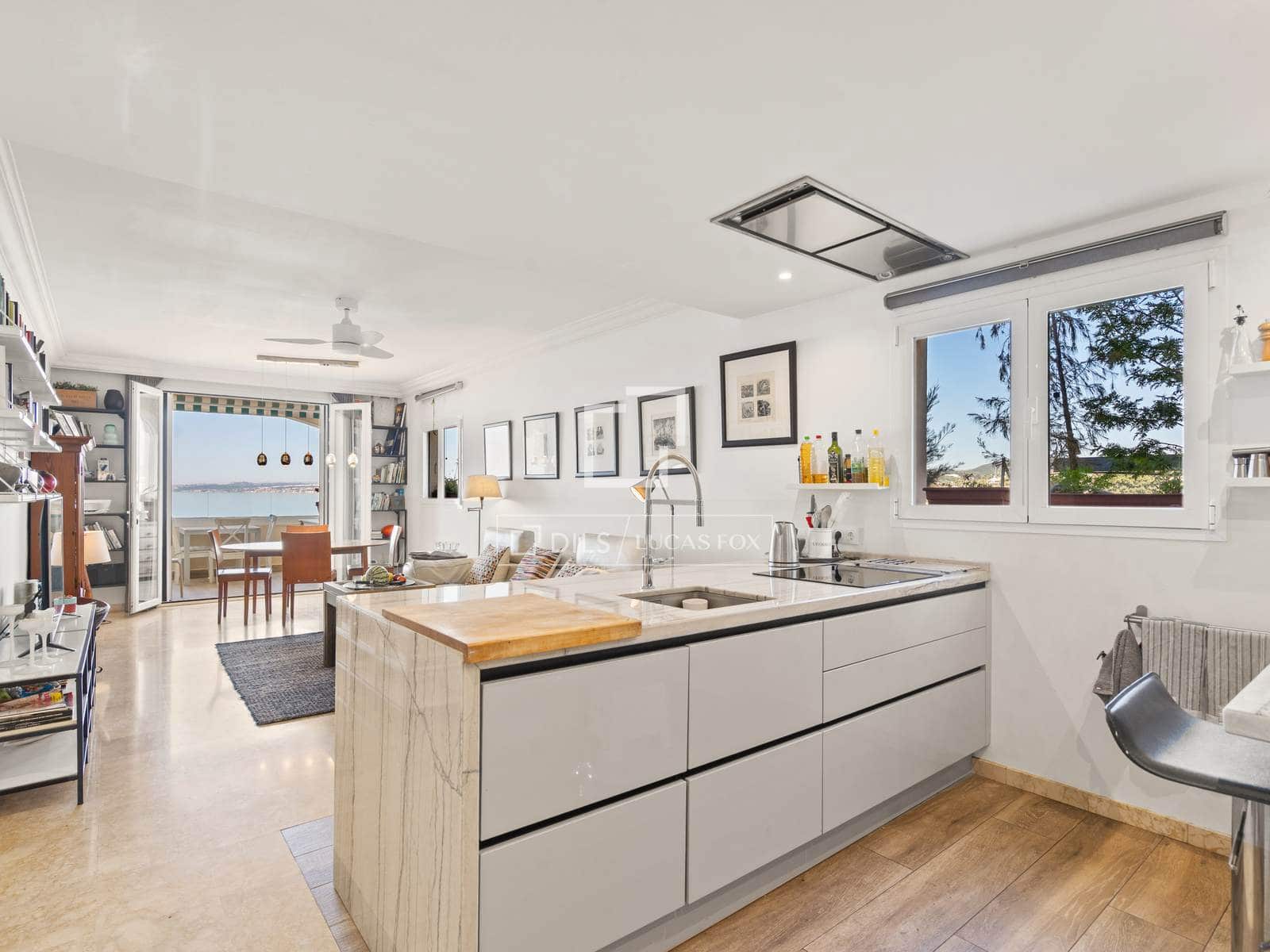 3 chambre Appartement à vendre à Estepona avec piscine garage - 759 000 € (Ref: 9860939)