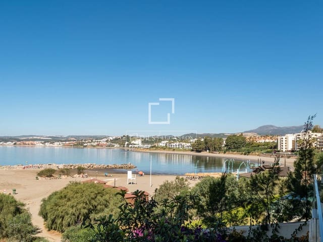 3 chambre Appartement à vendre à Estepona avec piscine garage - 759 000 € (Ref: 9860939)
