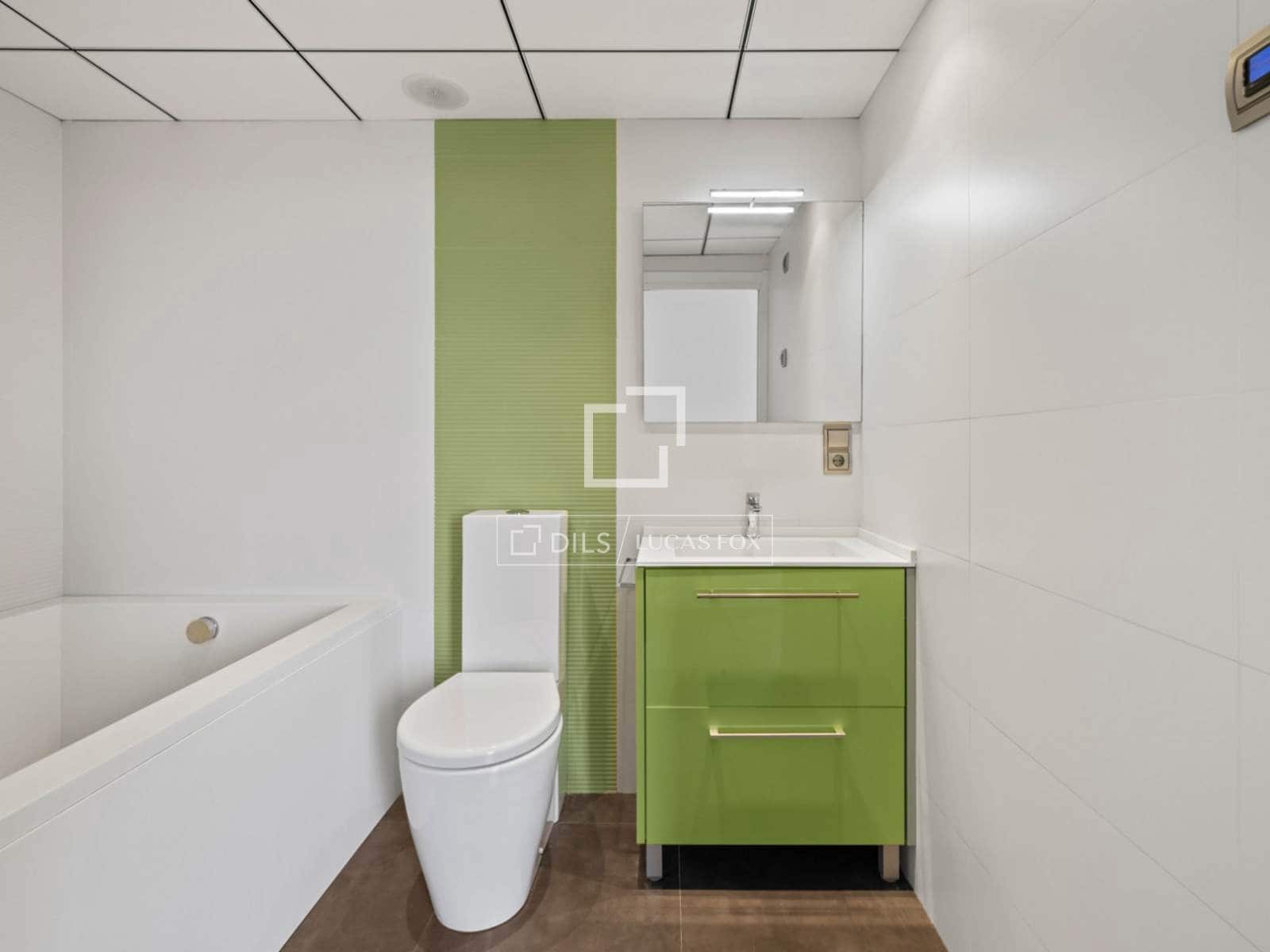 3 camera da letto Attico da affittare in Mislata con piscina garage - 2.500 € (Rif: 9860940)