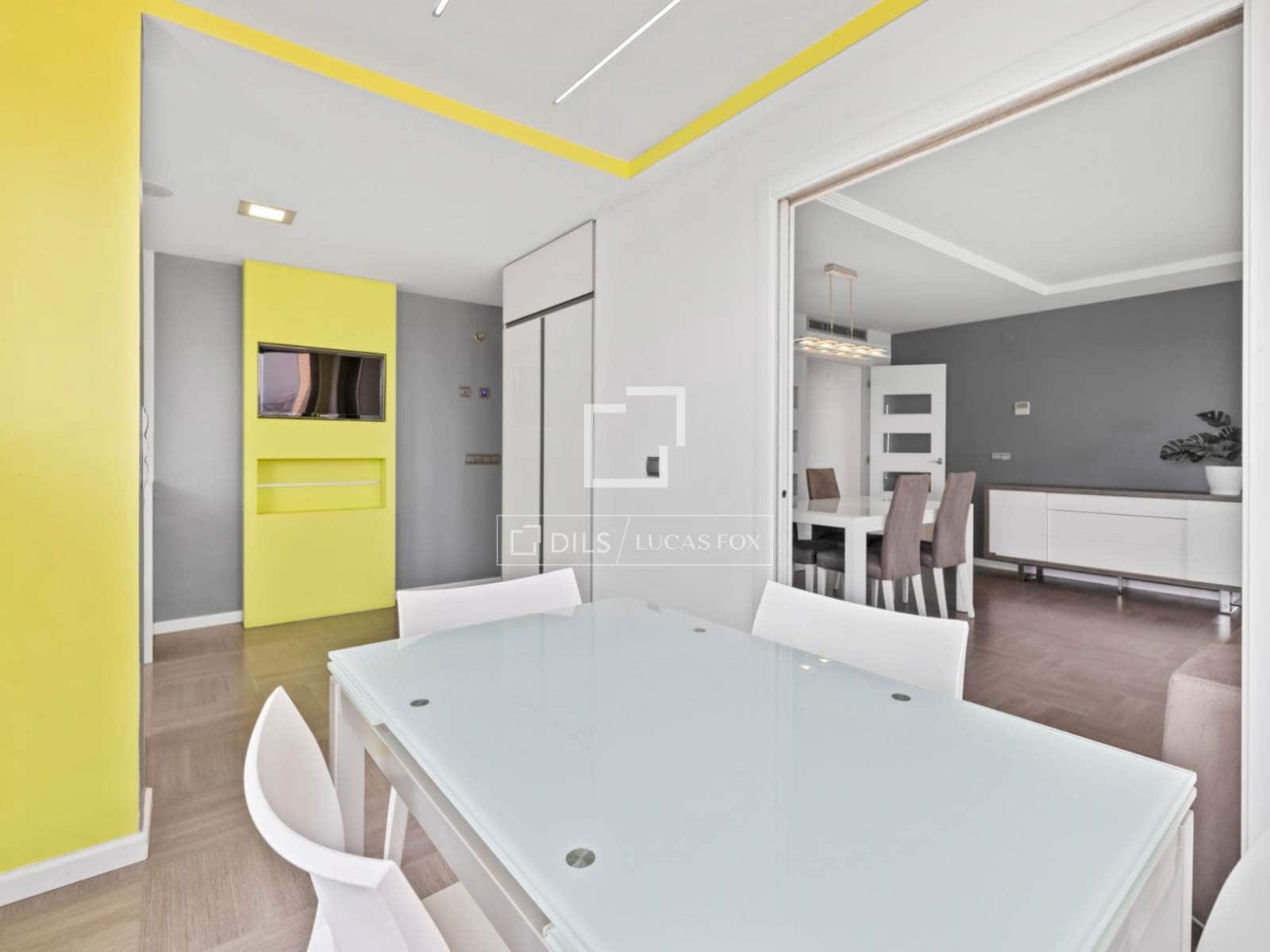 3 camera da letto Attico da affittare in Mislata con piscina garage - 2.500 € (Rif: 9860940)