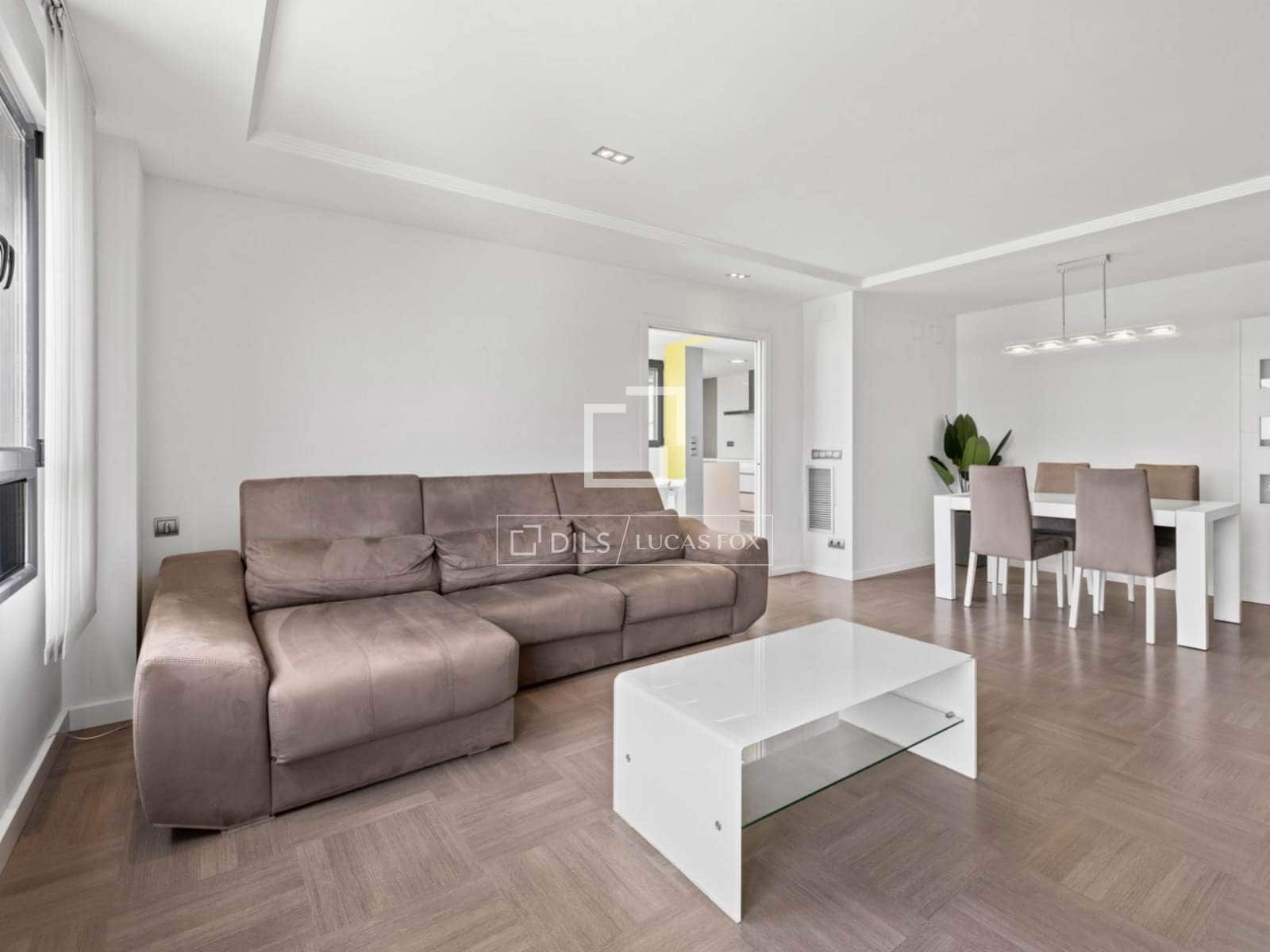 3 camera da letto Attico da affittare in Mislata con piscina garage - 2.500 € (Rif: 9860940)