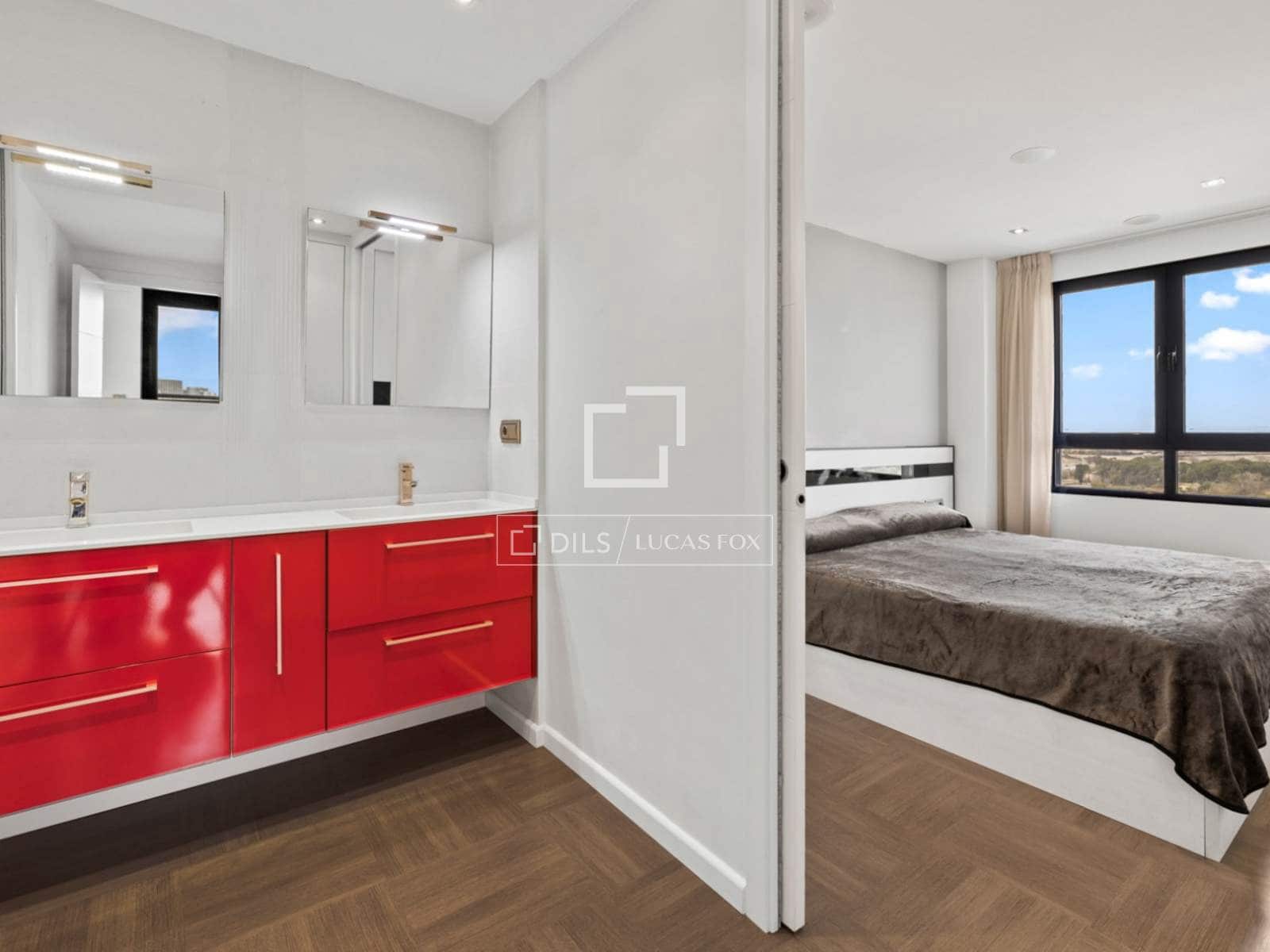 3 camera da letto Attico da affittare in Mislata con piscina garage - 2.500 € (Rif: 9860940)