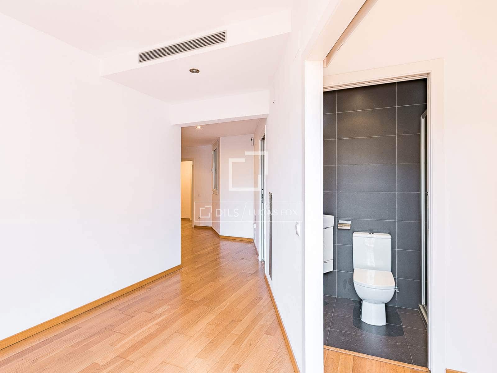 2 makuuhuone Huoneisto myytävänä paikassa Barcelona kaupunki - 540 000 € (Ref: 9861240)