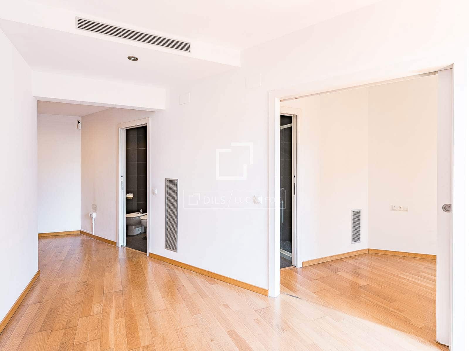 2 makuuhuone Huoneisto myytävänä paikassa Barcelona kaupunki - 540 000 € (Ref: 9861240)