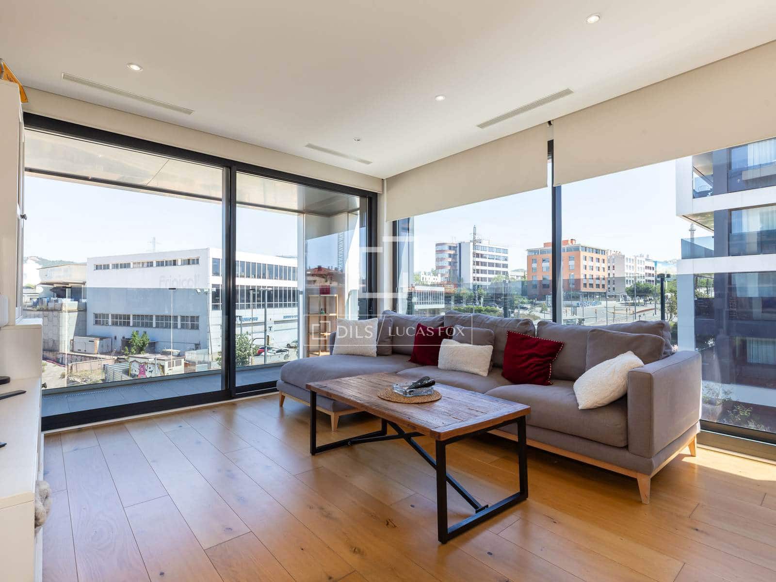 4 bedroom Apartment for sale in Sant Just Desvern with pool garage - € 835,000 (Ref: 9861244)