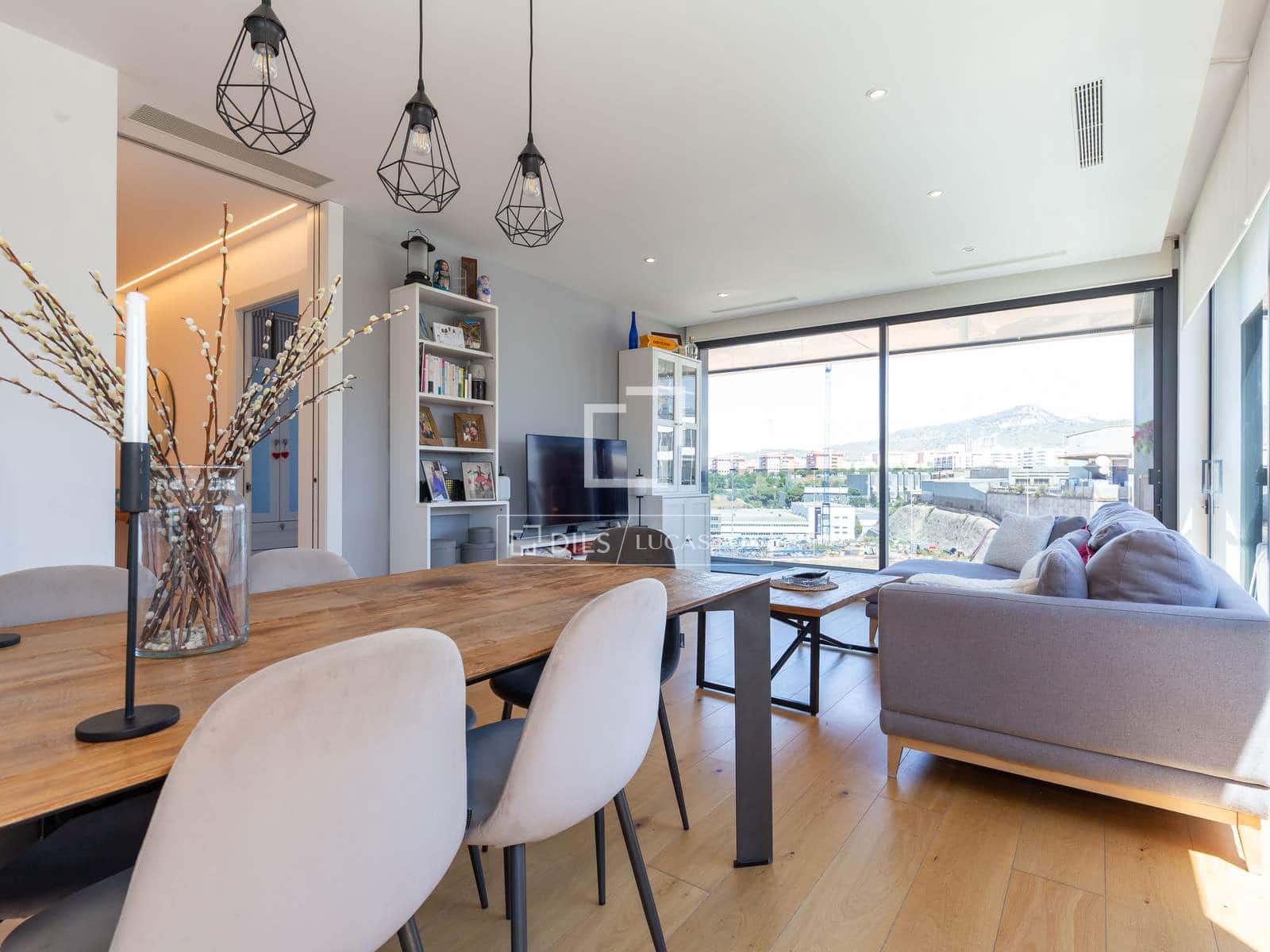 4 bedroom Apartment for sale in Sant Just Desvern with pool garage - € 835,000 (Ref: 9861244)