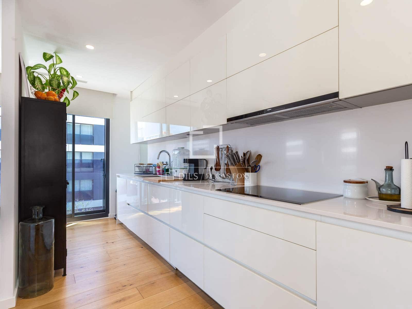 4 bedroom Apartment for sale in Sant Just Desvern with pool garage - € 835,000 (Ref: 9861244)