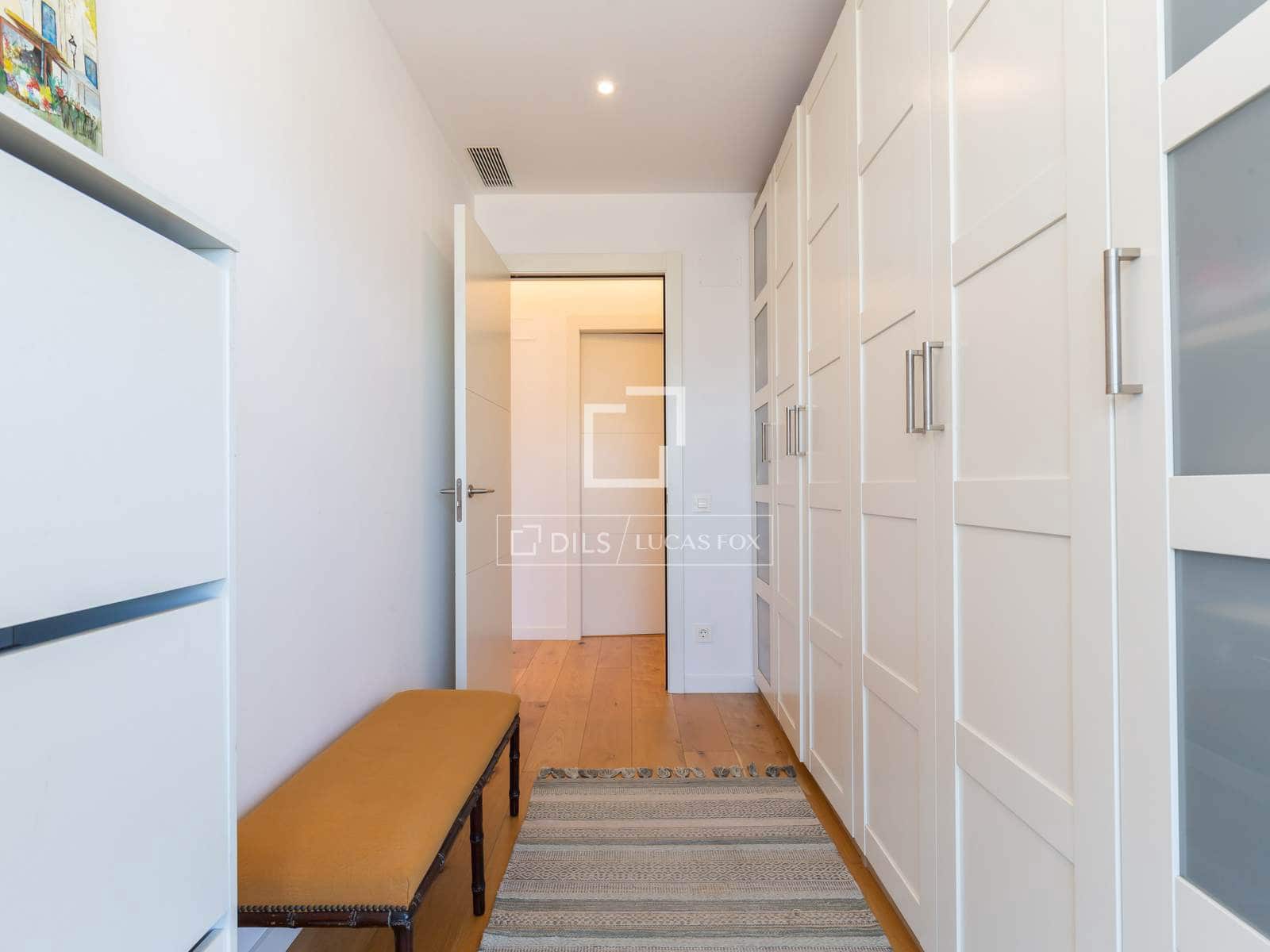 4 bedroom Apartment for sale in Sant Just Desvern with pool garage - € 835,000 (Ref: 9861244)