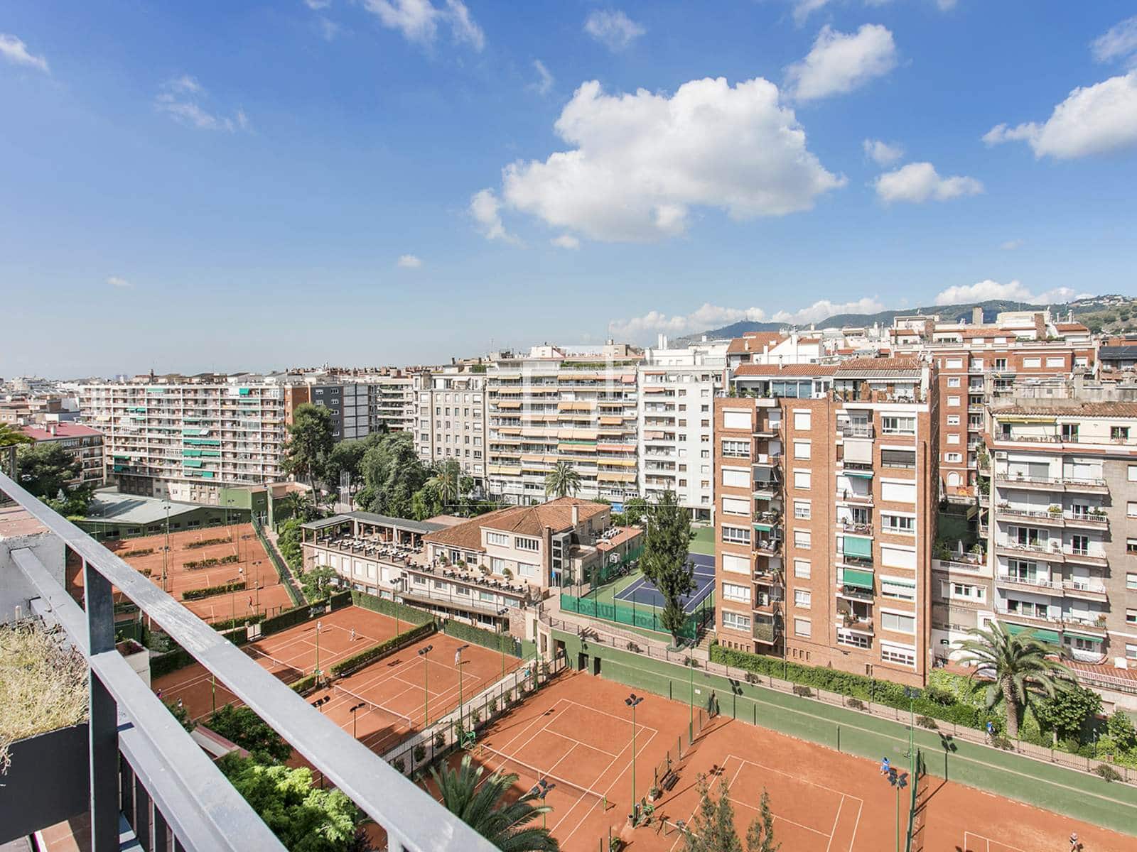 3 bedroom Penthouse for rent in Barcelona city - € 2,620 (Ref: 9862447)