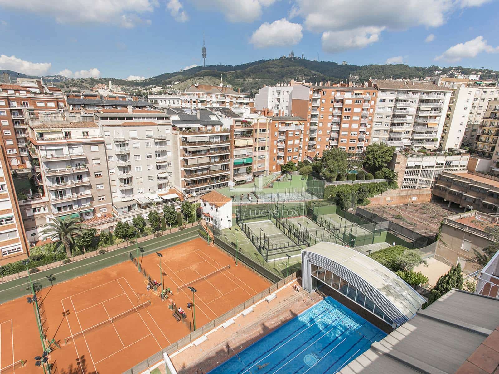 3 bedroom Penthouse for rent in Barcelona city - € 2,620 (Ref: 9862447)