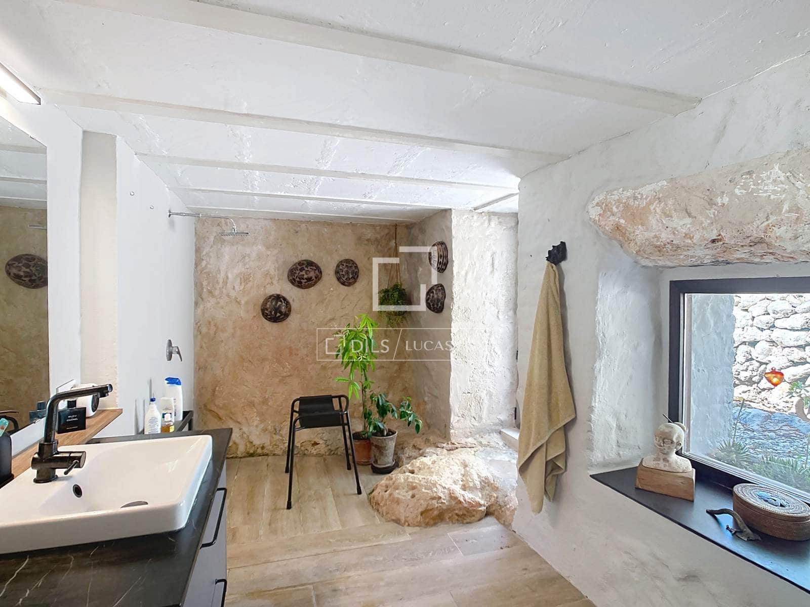 5 makuuhuone Maalaistalo myytävänä paikassa Ciutadella de Menorca mukana uima-altaan 
autotalli - 1 450 000 € (Ref: 9862450)