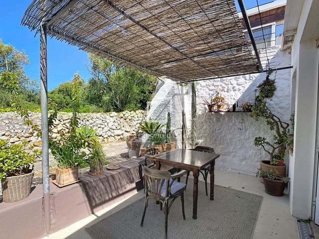 5 makuuhuone Maalaistalo myytävänä paikassa Ciutadella de Menorca mukana uima-altaan 
autotalli - 1 450 000 € (Ref: 9862450)